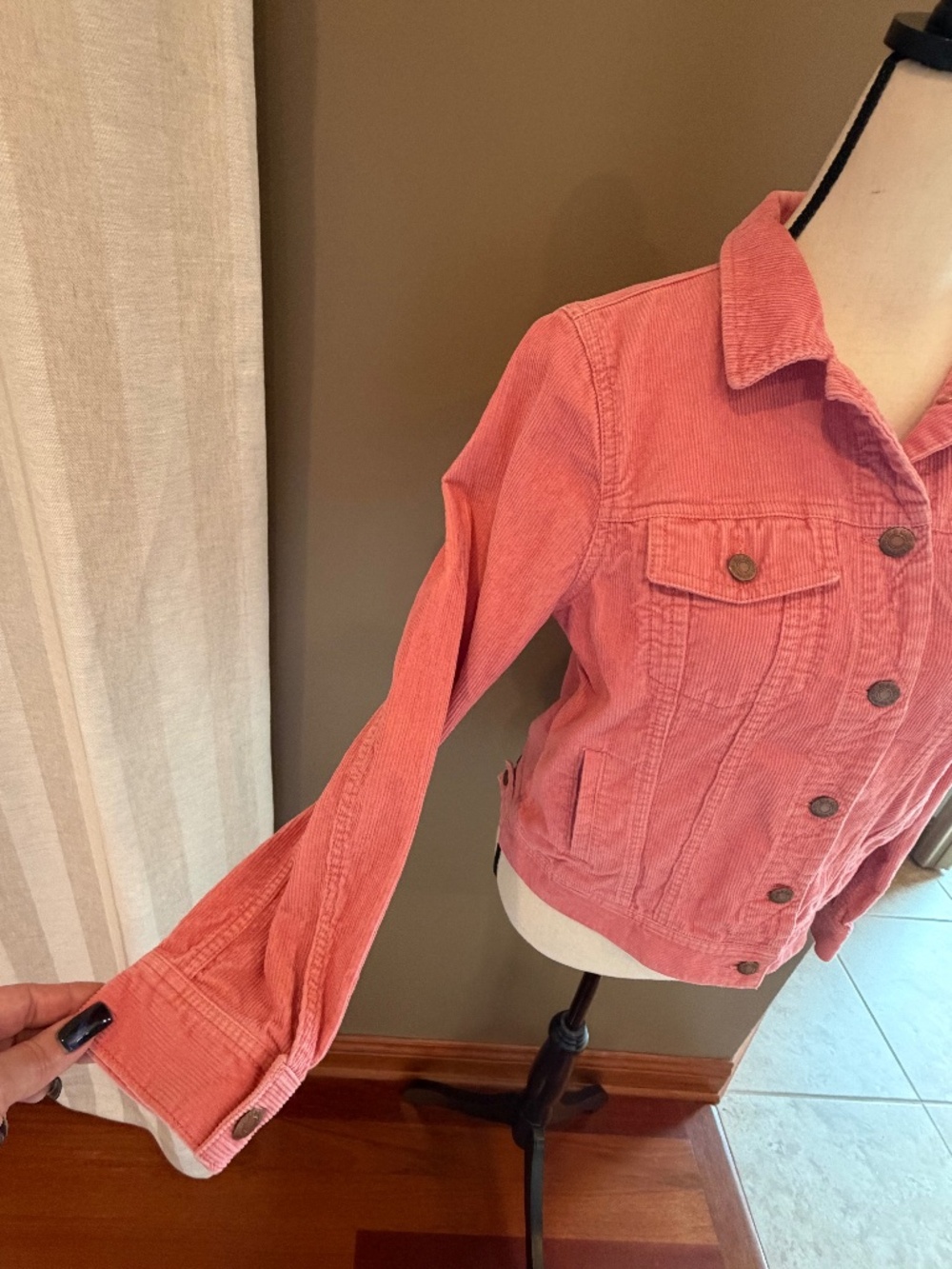 Old Navy Coral Pink Corduroy Jacket, button Front, Size Medium - Picture 4 of 13